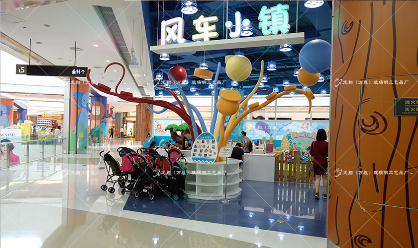 【玻璃鋼雕塑】深圳玻璃鋼雕塑廠家怎么選擇？
